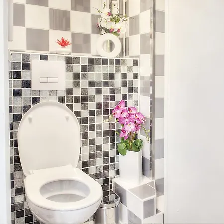 Very Central Mini Flat Apartamento